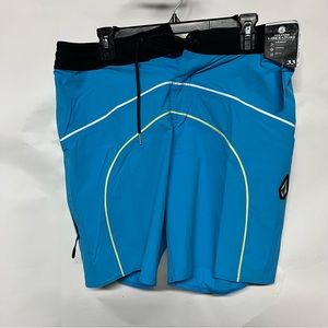 Volcom shorts 33